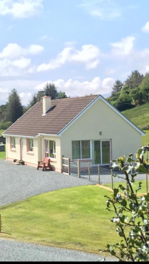 Heather Cottage, Creeslough Екстериор снимка